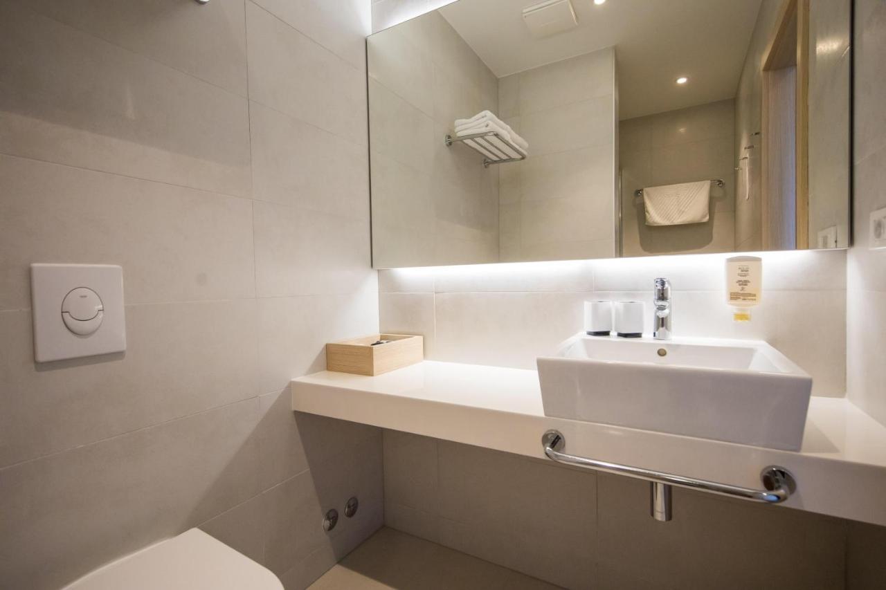 Hotel Osmine سلانو المظهر الخارجي الصورة