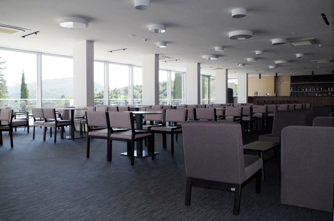 Hotel Osmine سلانو المظهر الخارجي الصورة