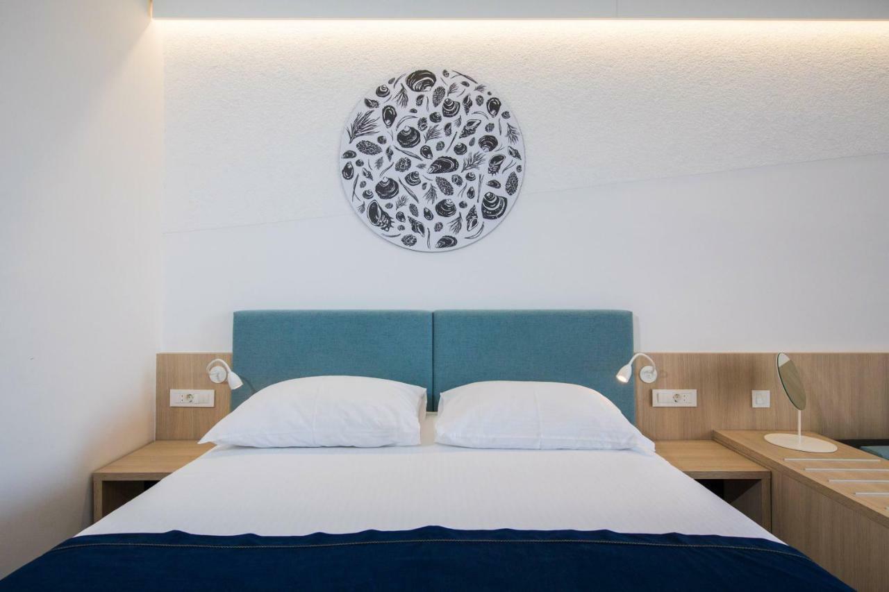Hotel Osmine سلانو المظهر الخارجي الصورة