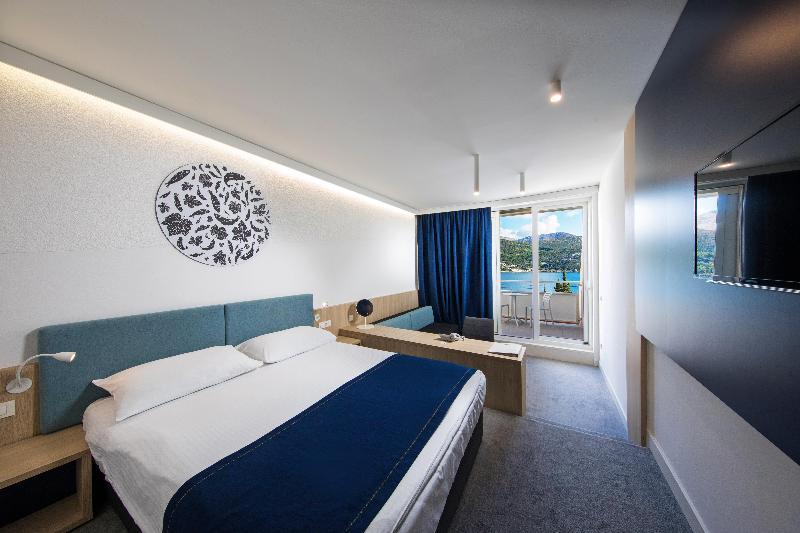 Hotel Osmine سلانو المظهر الخارجي الصورة